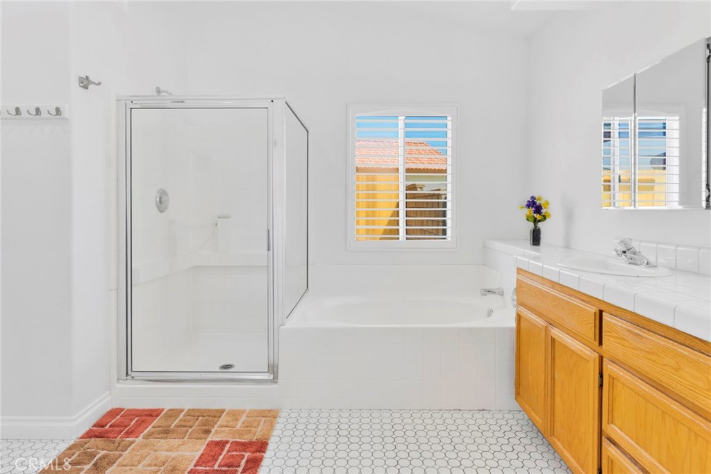 12784 Skyline Ranch Drive Apple Valley, CA 92308 - Photo 18 of 66