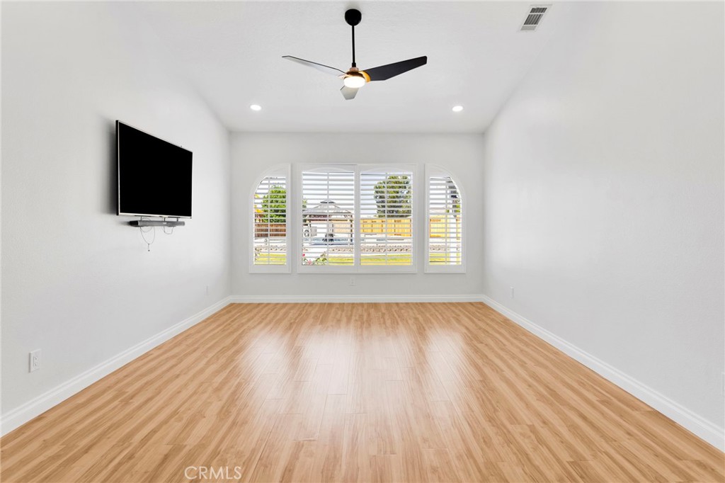 12784 Skyline Ranch Drive Apple Valley, CA 92308 - Photo 9 of 66