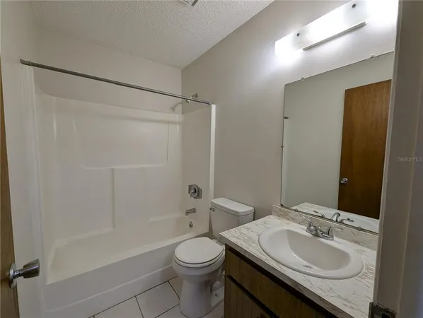 $1,095 | 20032 Suncrest Drive, Brooksville, FL 34601