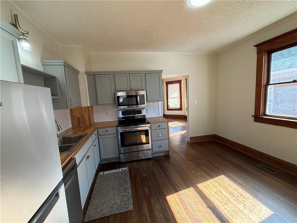 309 12th Street Atchison, KS 66002 - Photo 15 of 29