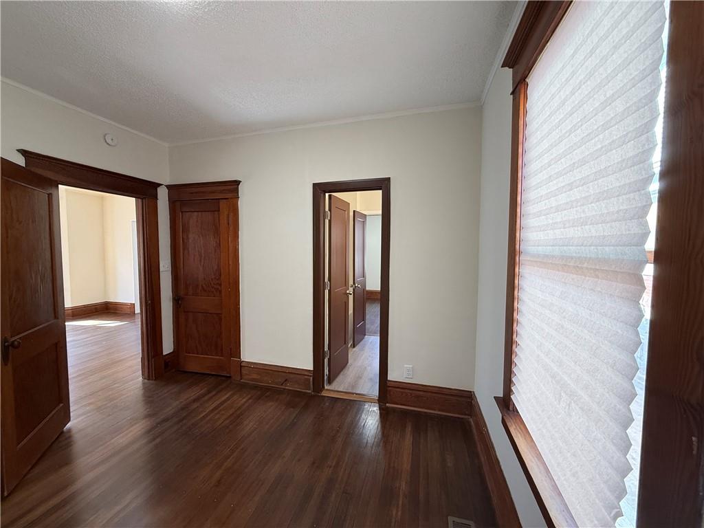 309 12th Street Atchison, KS 66002 - Photo 9 of 29