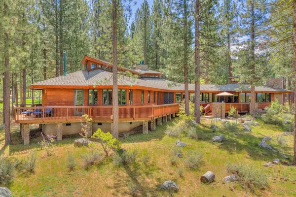 $1,275,000 | 87 Bluff View, Clio, CA 96106