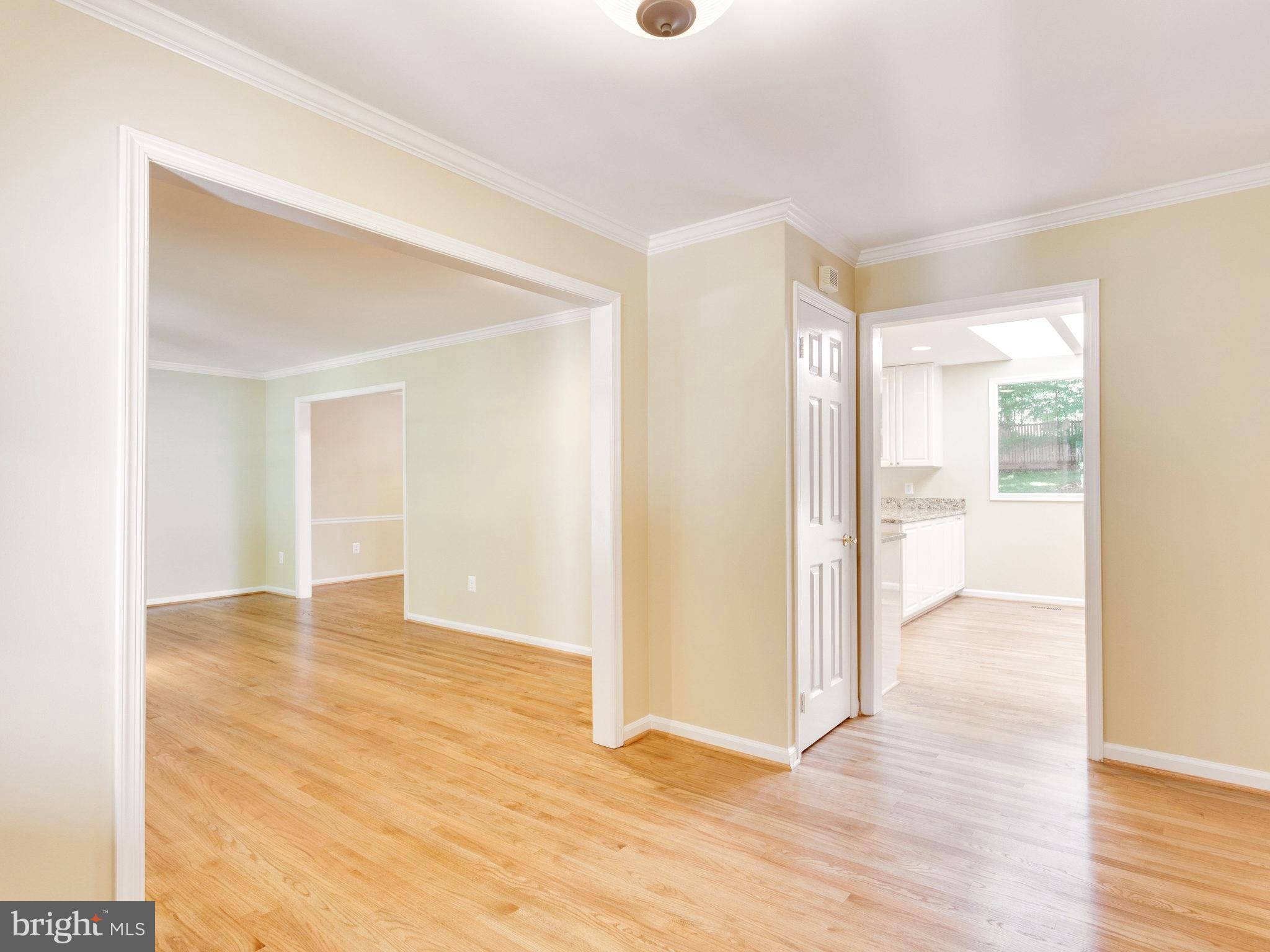 753 Ridge Drive McLean, VA 22101 - Photo 2 of 24 Interior (General)