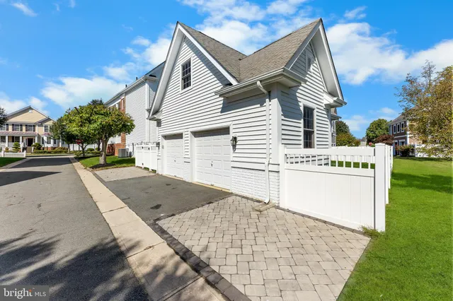 $949,900 | 18 North Street, Robbinsville, NJ 08691