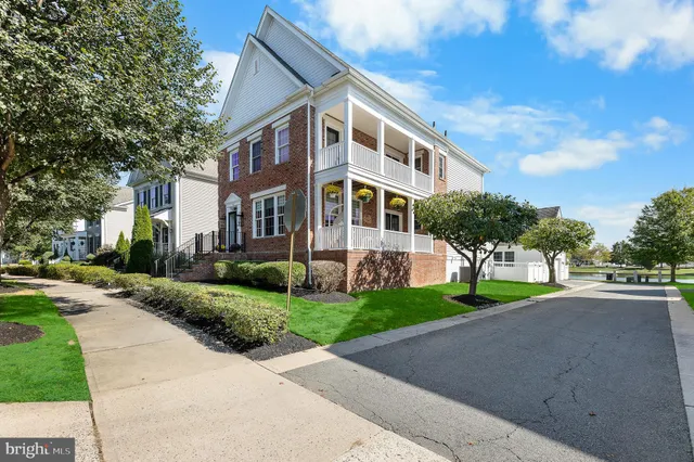 $949,900 | 18 North Street, Robbinsville, NJ 08691