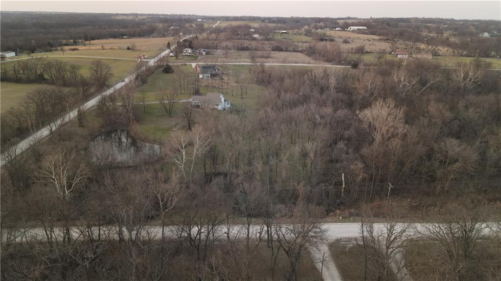 26313 South Smoke Road Peculiar, MO 64078 - Photo 11 of 72