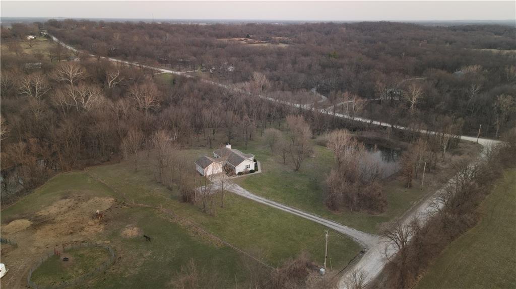 26313 South Smoke Road Peculiar, MO 64078 - Photo 14 of 72