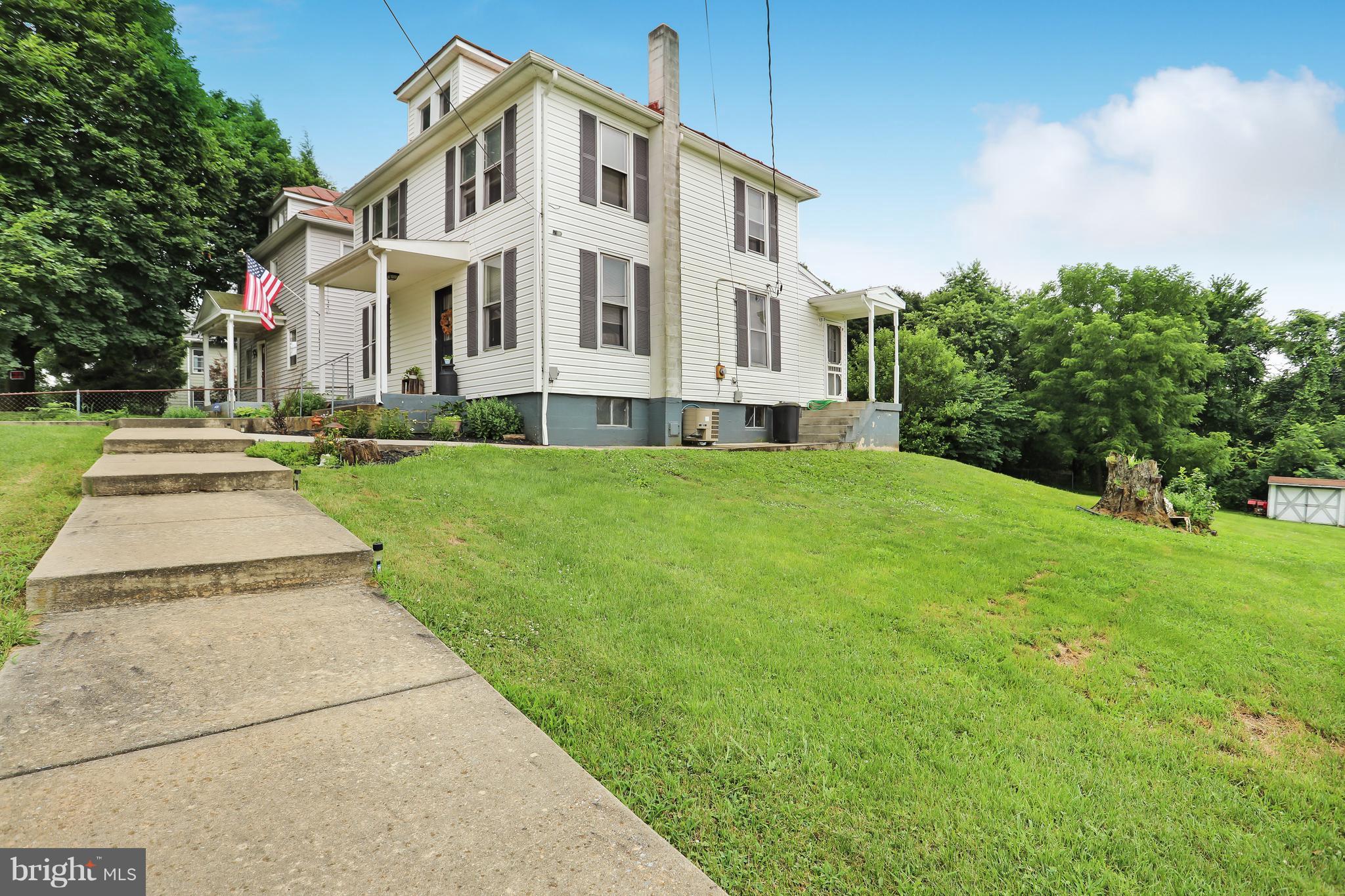 15621 Clear Spring Road Williamsport, MD 21795 - Photo 1 of 30 Exterior (General)