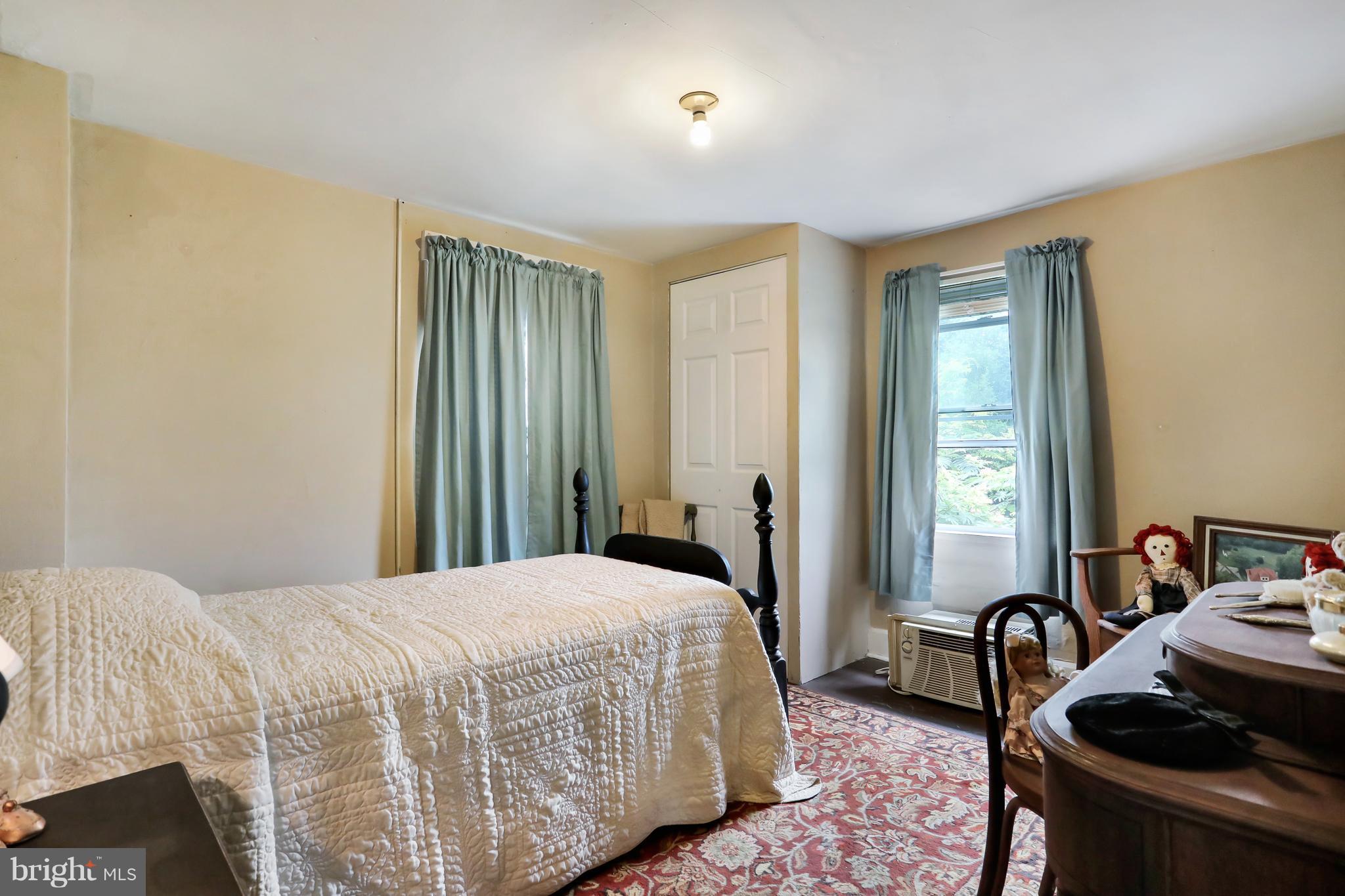 15621 Clear Spring Road Williamsport, MD 21795 - Photo 20 of 30 Bedroom 2