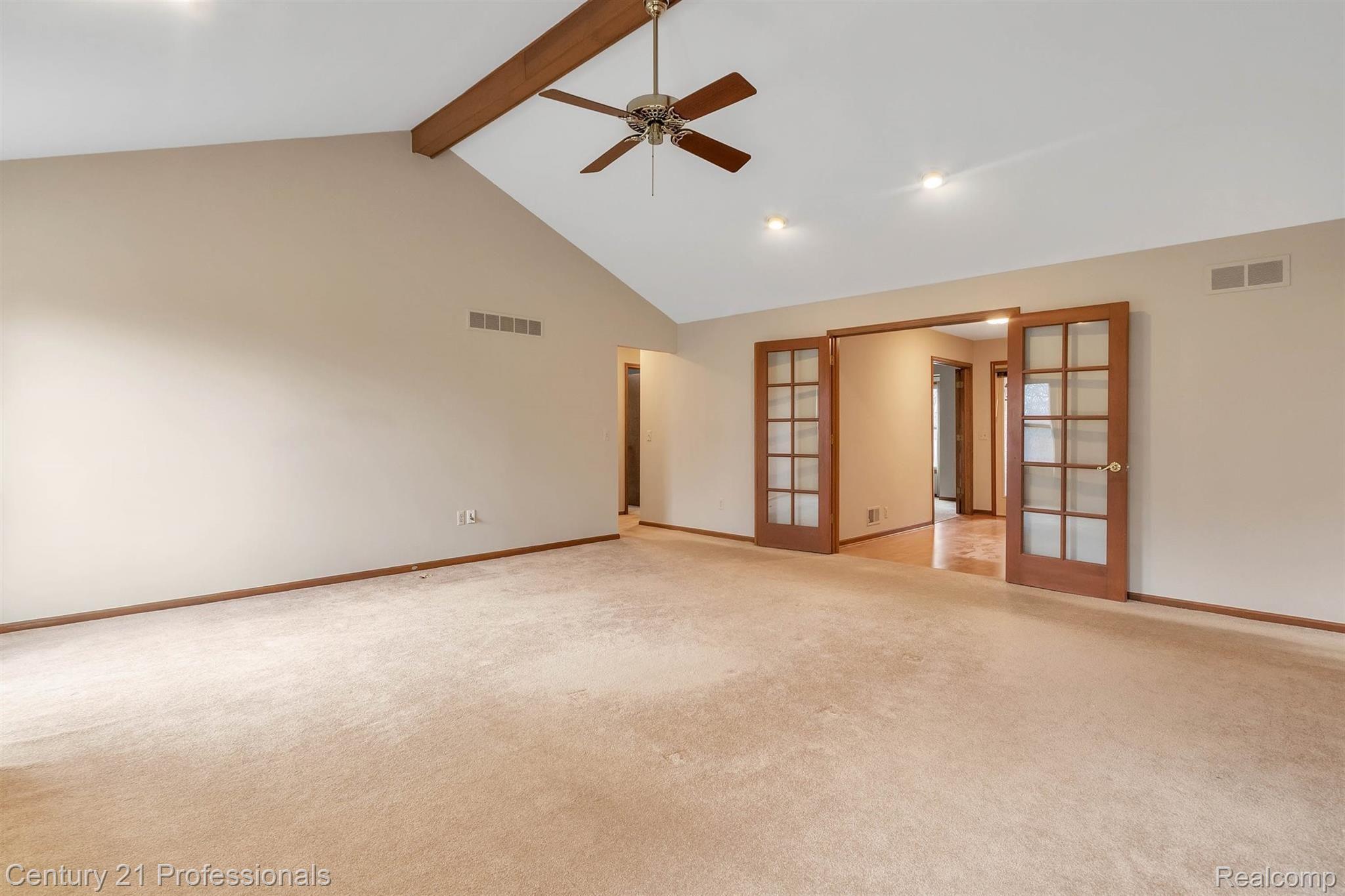 1605 Crestline Lane Rochester, MI 48307 - Photo 6 of 43 09-1605 Crestline Ln-WindowStill-Real-Estate-Photography-9.jpg