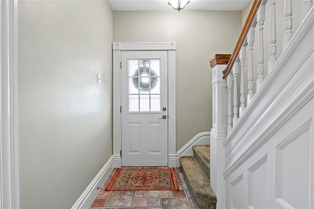 416 Ridge Avenue Carnegie, PA 15106 - Photo 4 of 25 Gallery Image 4