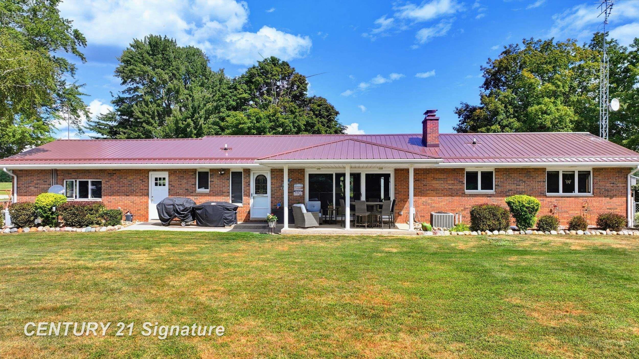10463 North Woodbridge Road Wheeler, MI 48662 - Photo 56 of 68 Gallery Image 56