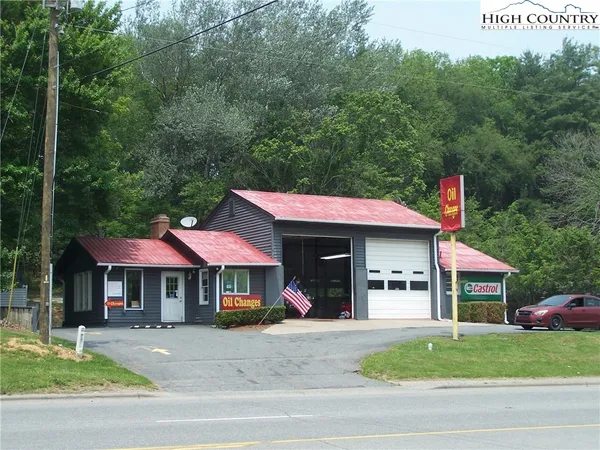 $1,085,000 | 1505 U.S. Highway 421 South, Boone, NC 28607