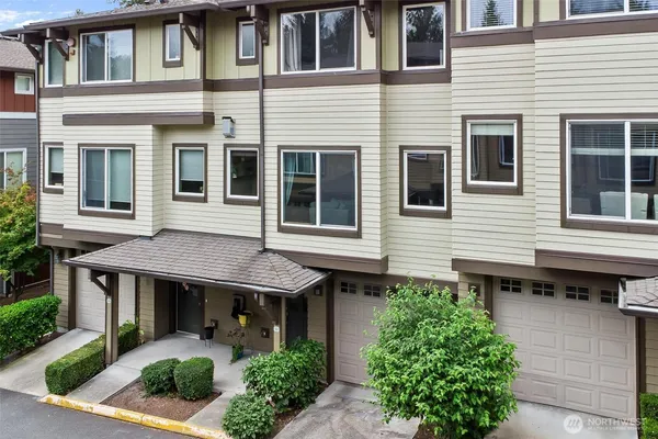 $673,900 | 2115 201st Place Southeast, Unit L2, Bothell, WA 98012