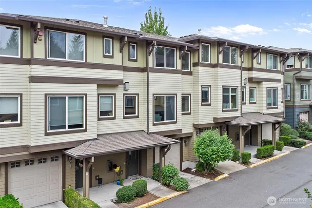 $678,900 | 2115 201st Place Southeast, Unit L2, Bothell, WA 98012