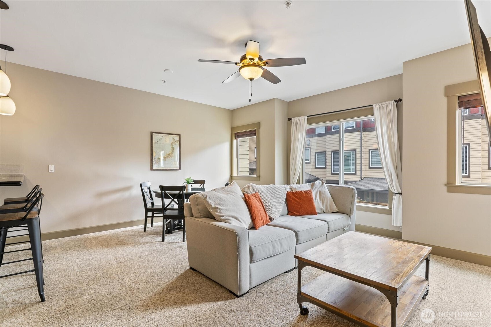 2115 201st Place Southeast, Unit L2 Bothell, WA 98012 - Photo 3 of 30