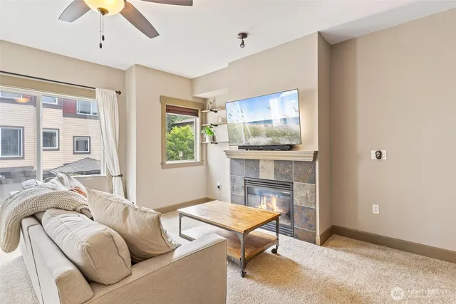 $699,950 | 2115 201st Place Southeast, Unit L2, Bothell, WA 98012