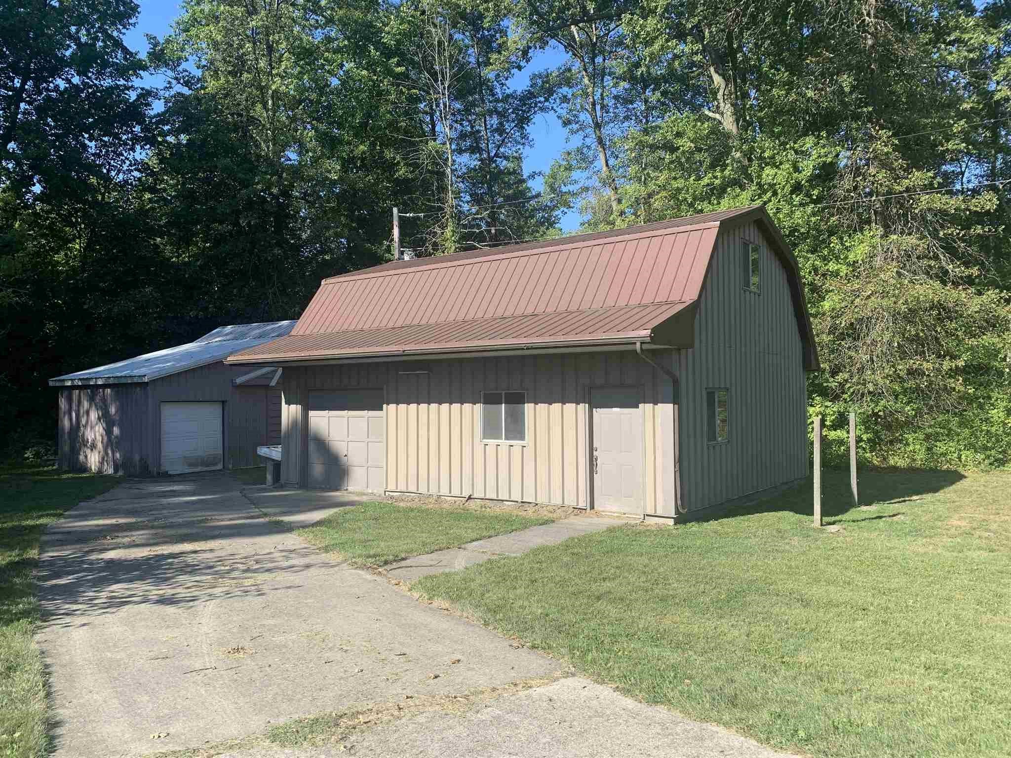 17428 Dawkins Road Monroeville, IN 46773 - Photo 4 of 31