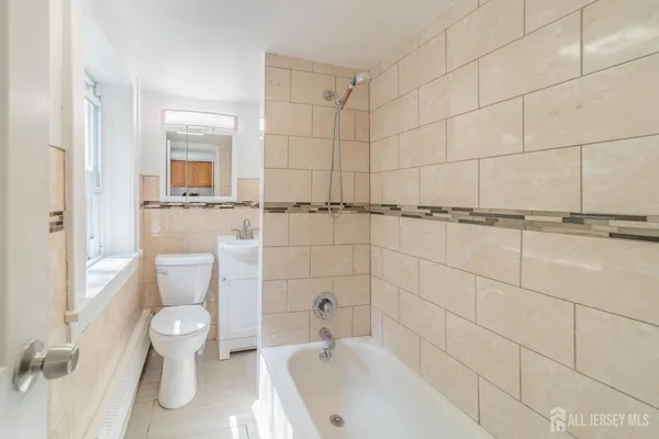 $2,150 | 42 Crosby Avenue, Edison, NJ 08817