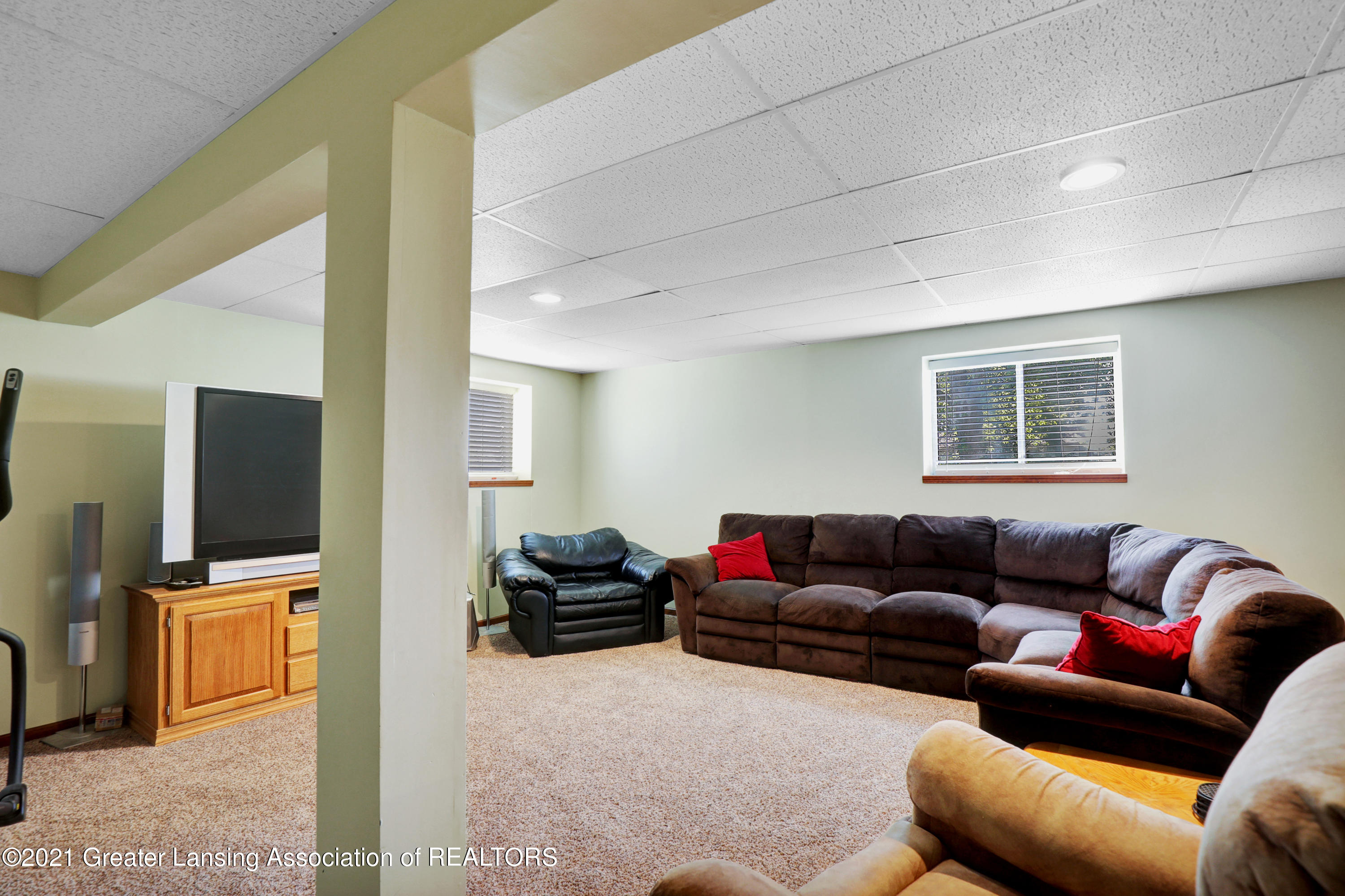 5884 Green Road Haslett, MI 48840 - Photo 20 of 28 9I3A0186