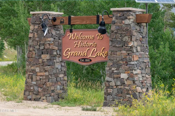 $1,395,000 | 900 Tallaqua Drive, Grand Lake, CO 80447