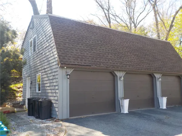 $1,750 | 25 Cabot Street, Lincoln, RI 02865