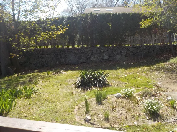 $1,750 | 25 Cabot Street, Lincoln, RI 02865