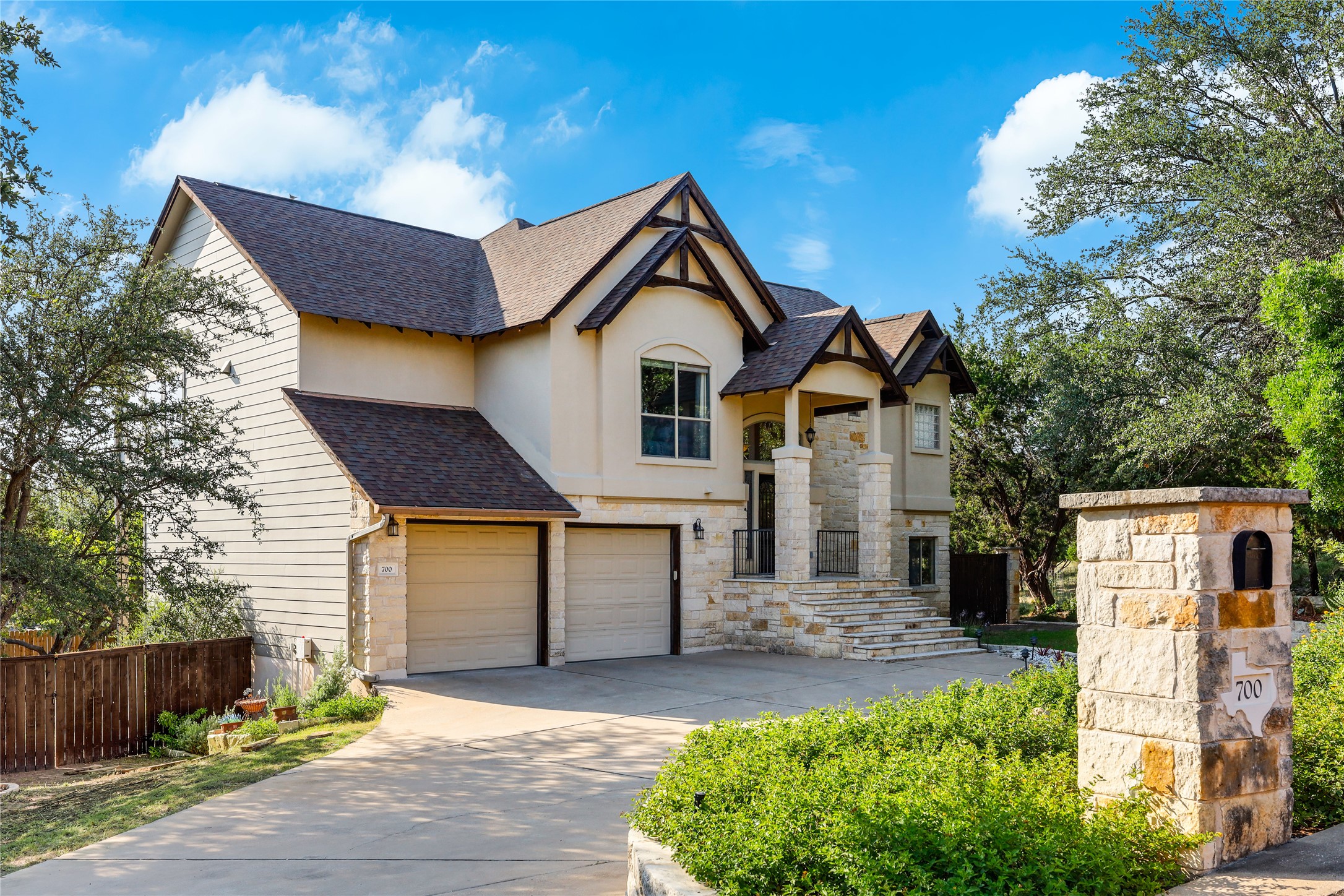 700 Augusta Circle Point Venture, TX 78645 - Photo 1 of 39