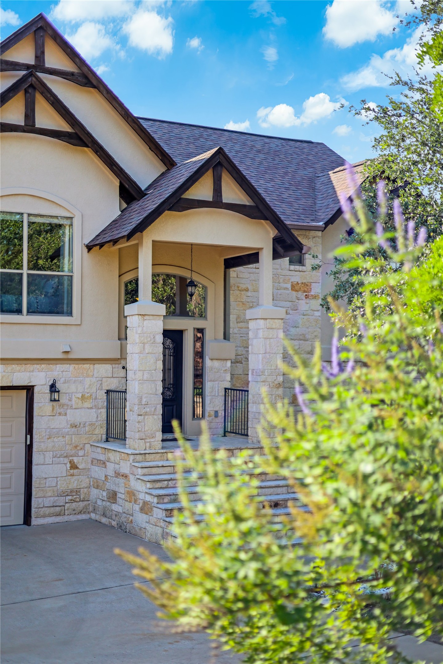 700 Augusta Circle Point Venture, TX 78645 - Photo 6 of 39