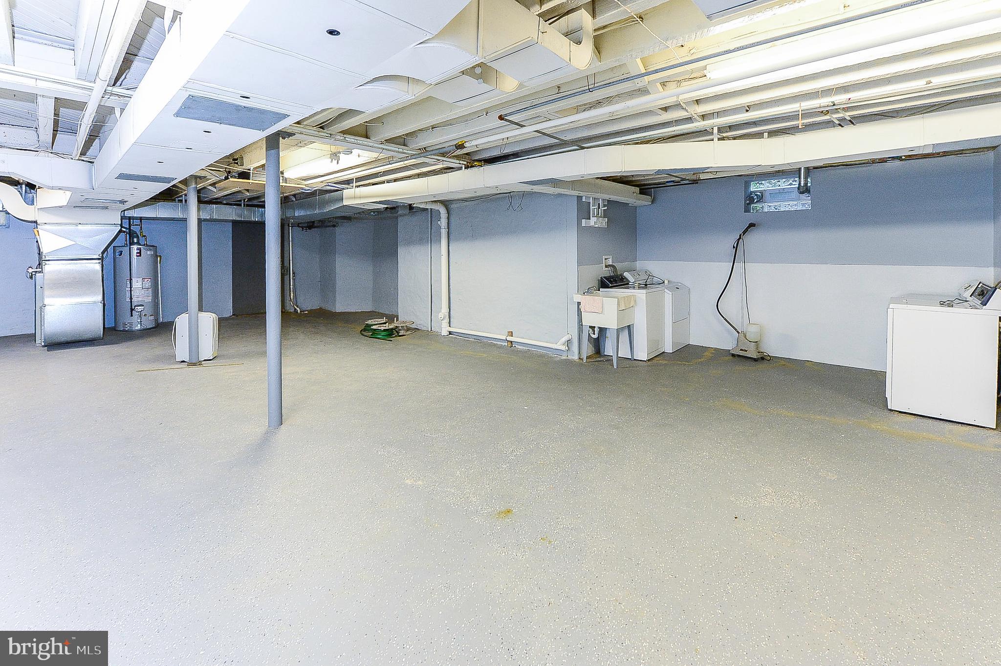 9501 Marstan Road Philadelphia, PA 19118 - Photo 28 of 46