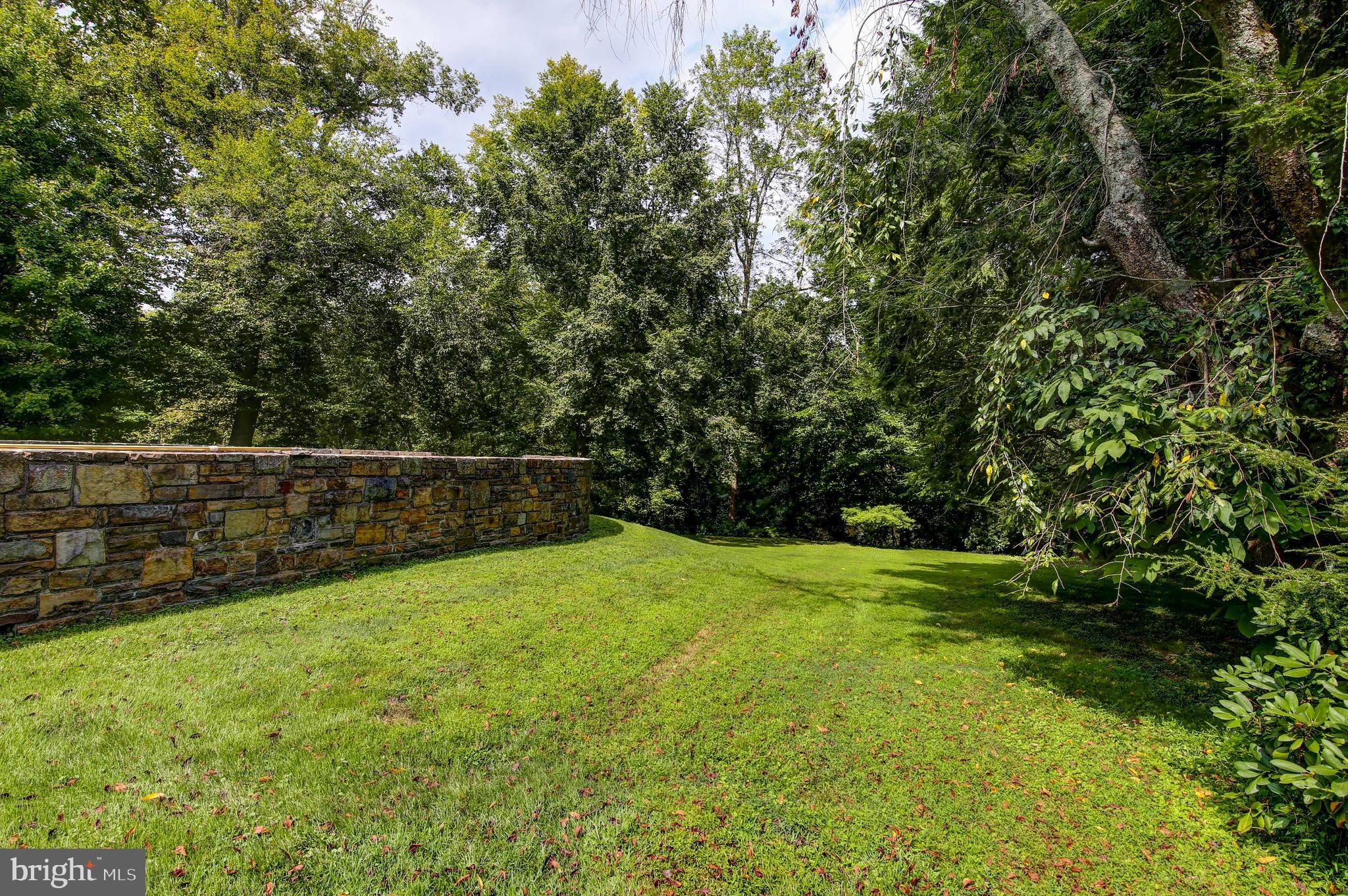 9501 Marstan Road Philadelphia, PA 19118 - Photo 30 of 46