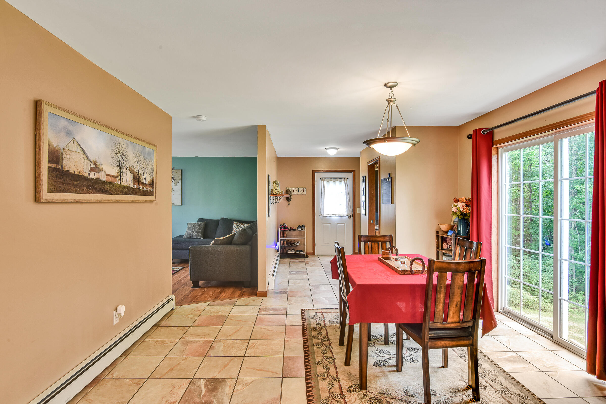 258 Brunswick Road Richmond, ME 04357 - Photo 11 of 42 dining, hallway
