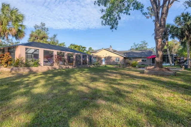 $885,000 | 690 Percheron Circle, Nokomis, FL 34275