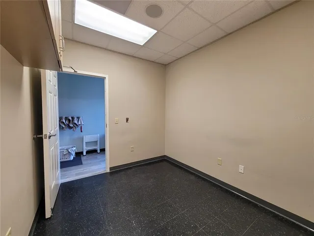 $800 | 37302 Pure Water Way, Zephyrhills, FL 33541