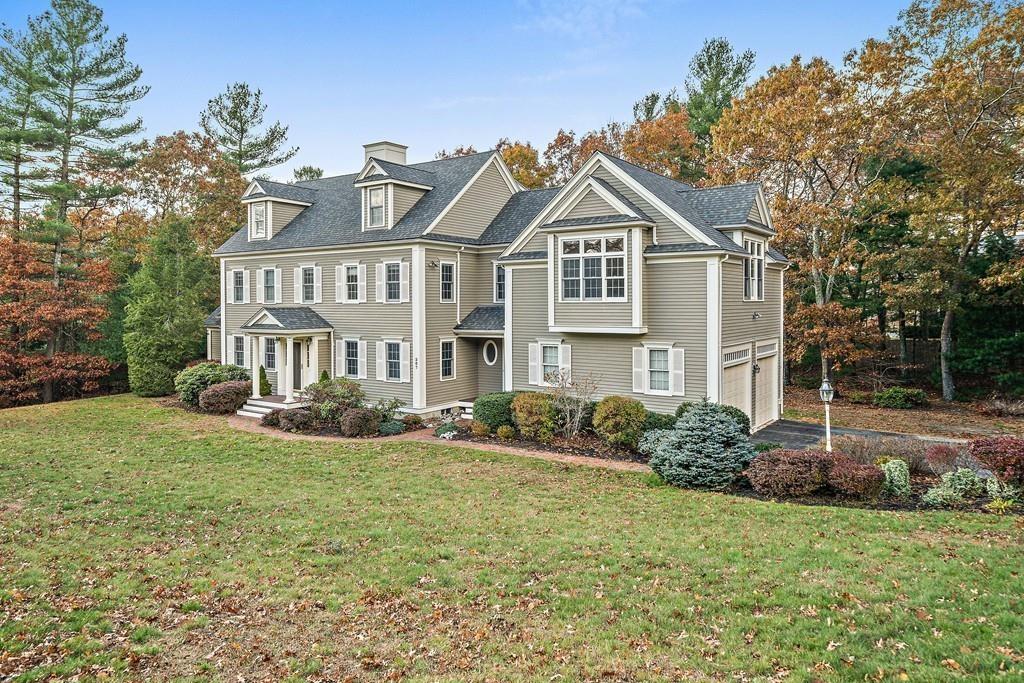 207 Hillcrest Road Marshfield, MA 02050 - Photo 3 of 37 Gallery Image 3