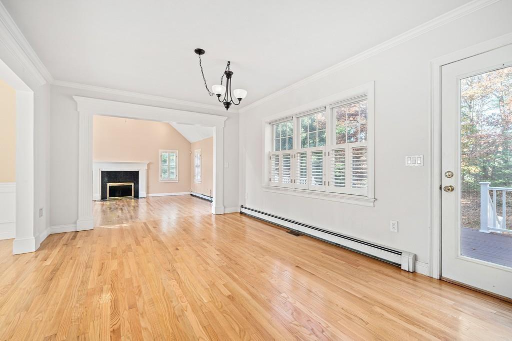 207 Hillcrest Road Marshfield, MA 02050 - Photo 10 of 37 Gallery Image 10
