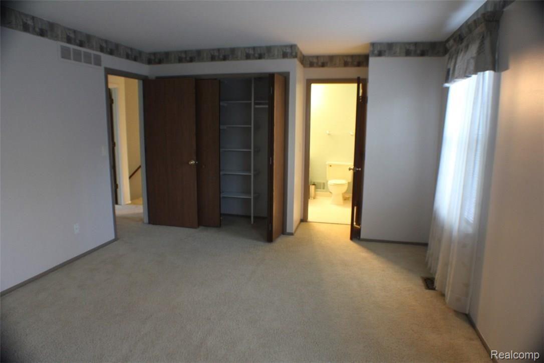 1553 Grandview Drive Rochester, MI 48306 - Photo 11 of 16 Guest Suite.jpg