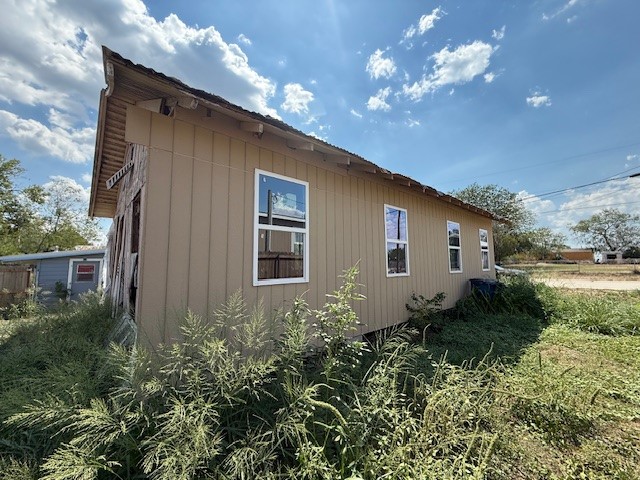 1708 Hackberry Three Rivers, TX 78071 - Photo 6 of 6 a house view with a backyard space