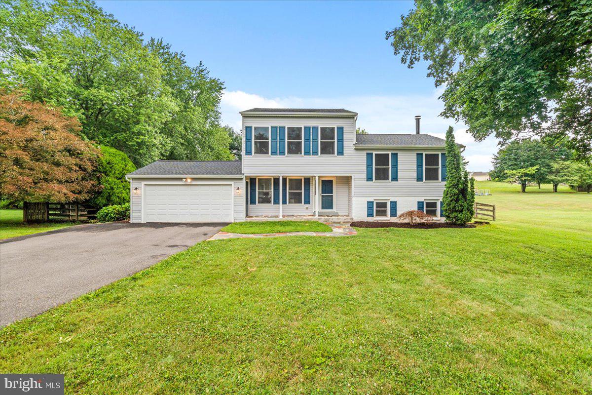 11907 Lynn Crest Road Monrovia, MD 21770 - Photo 2 of 55 Welcome to 11907 Lynn Crest Road!!