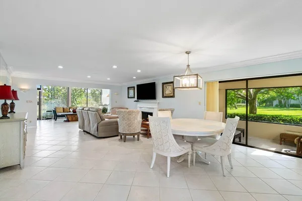 $5,800 | 401 Clubhouse Circle, Unit 401A, Jupiter, FL 33477