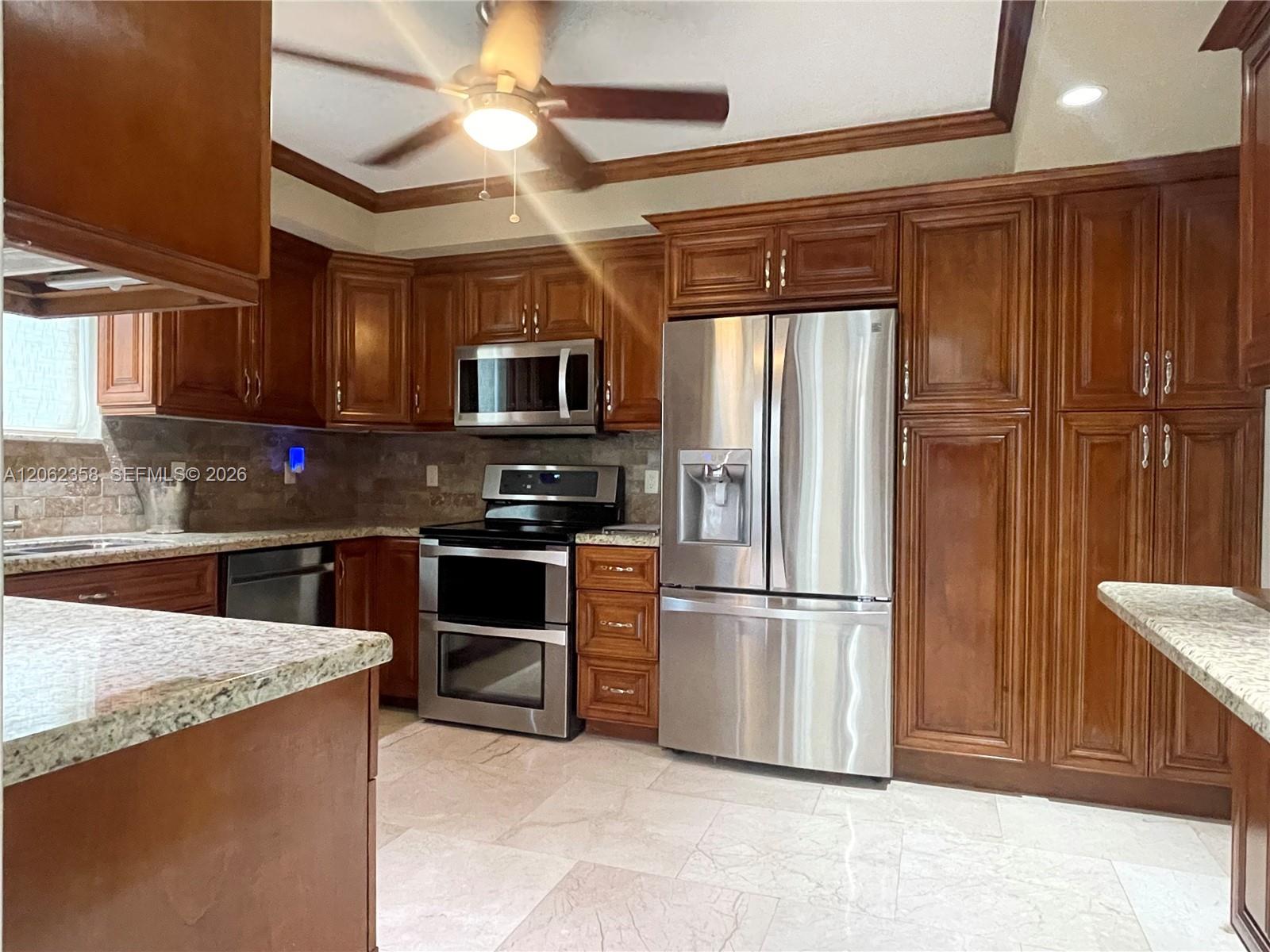 383 Southwest 25th Road Miami, FL 33129 - Photo 11 of 33 Gallery Image 11