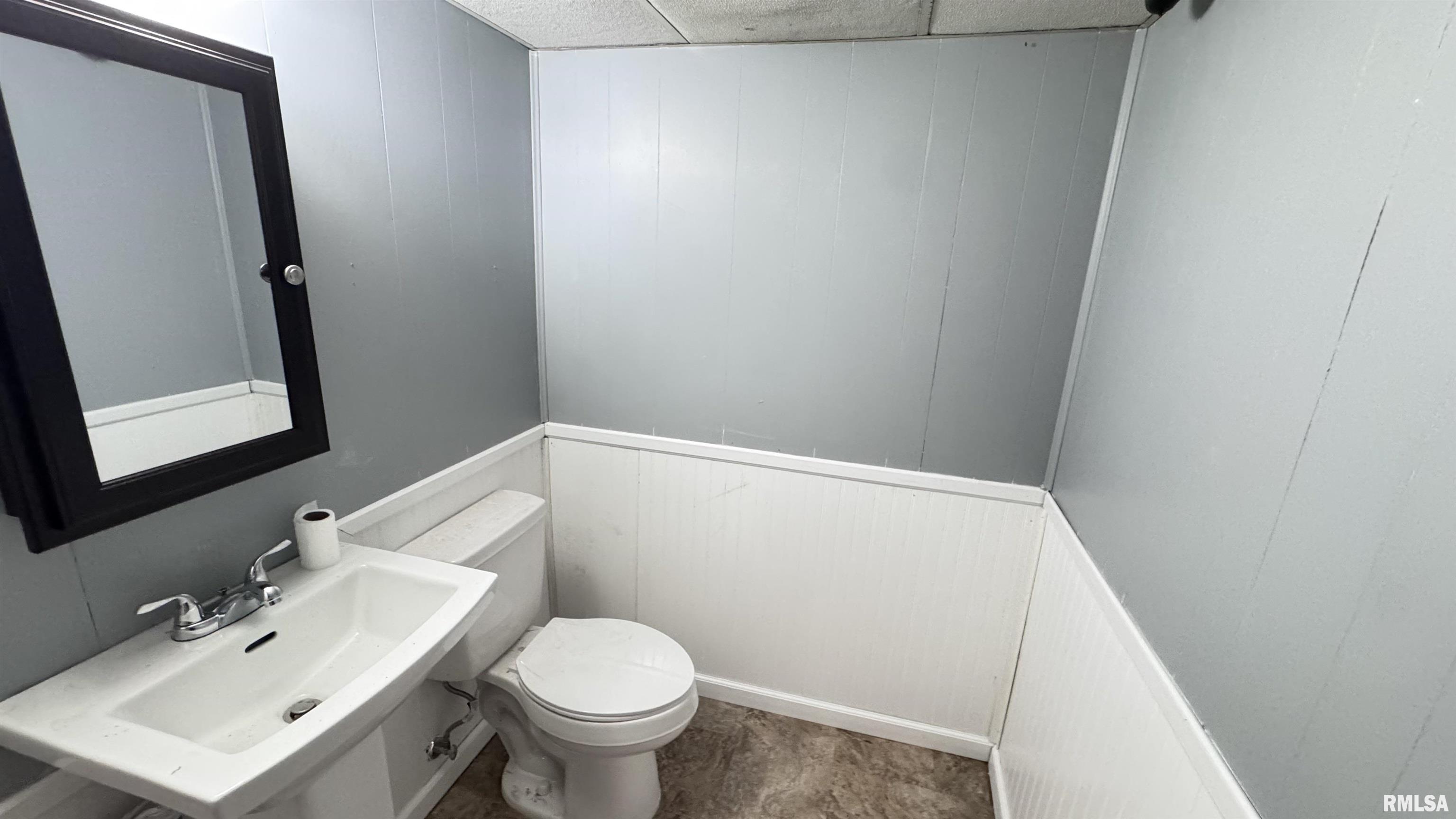 3131 East Enos Avenue Springfield, IL 62702 - Photo 19 of 23