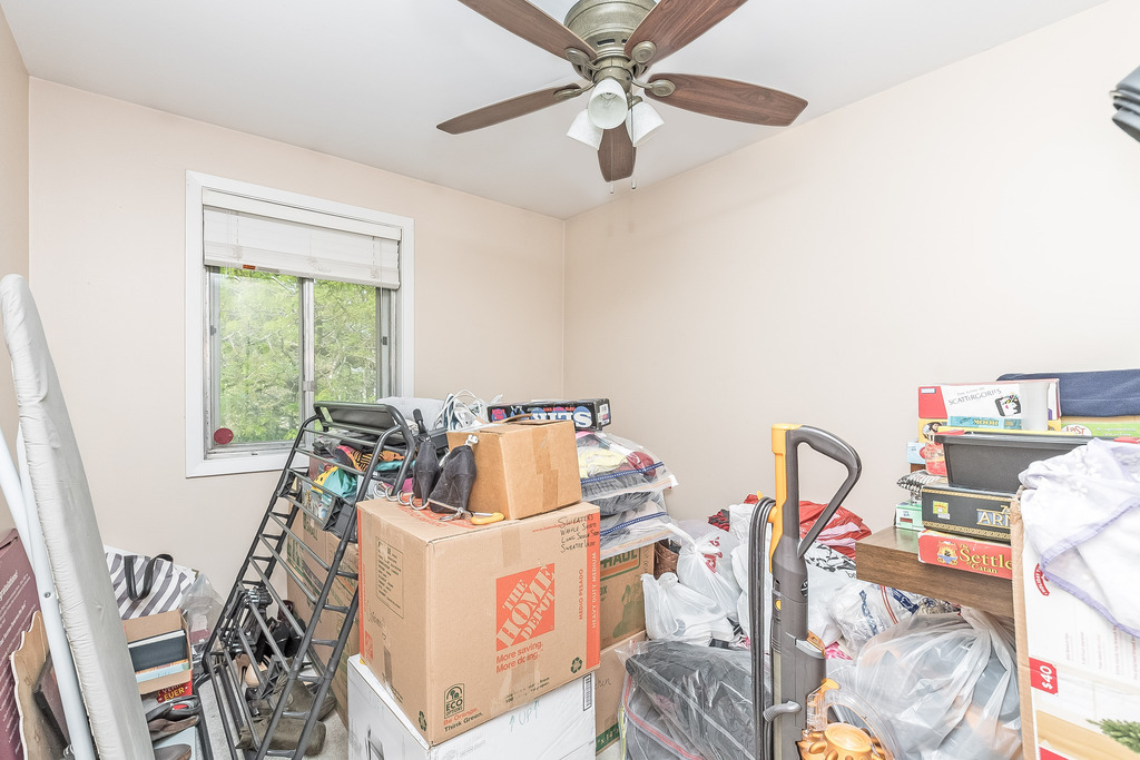 424 Devonshire Court Bolingbrook, IL 60440 - Photo 10 of 16 a living room with furniture and a large window