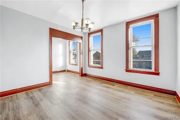 $179,900 | 170 Howard Street, Buffalo, NY 14206