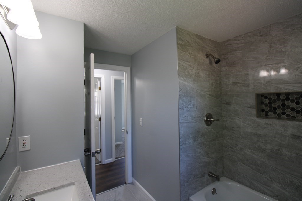 14 Lorimer Street Springfield, MA 01151 - Photo 14 of 22 Gallery Image 14