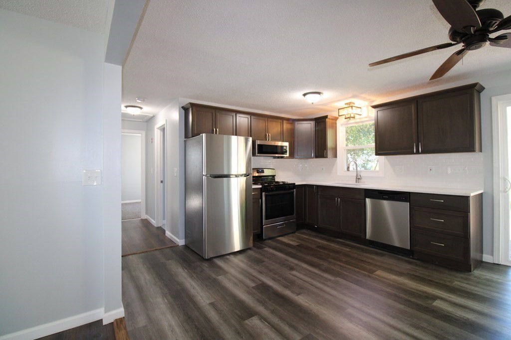 14 Lorimer Street Springfield, MA 01151 - Photo 6 of 22 Gallery Image 6