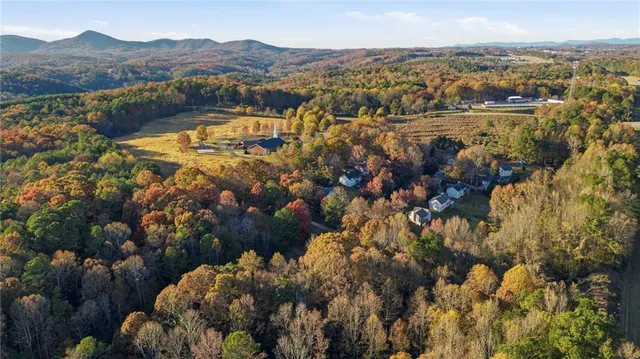 $299,900 | 202 Emerald Creek Drive, Jasper, GA 30143