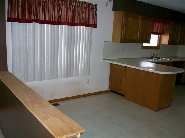 3342 Range Road Port Huron, MI 48060 - Photo 7 of 12 31039744-6.JPG