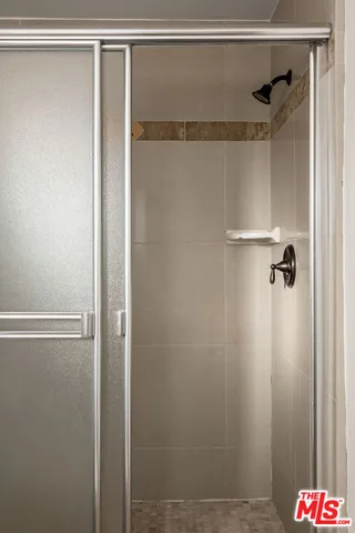 $9,900 | 2667 Menlo Avenue, Unit 26732, Los Angeles, CA 90007