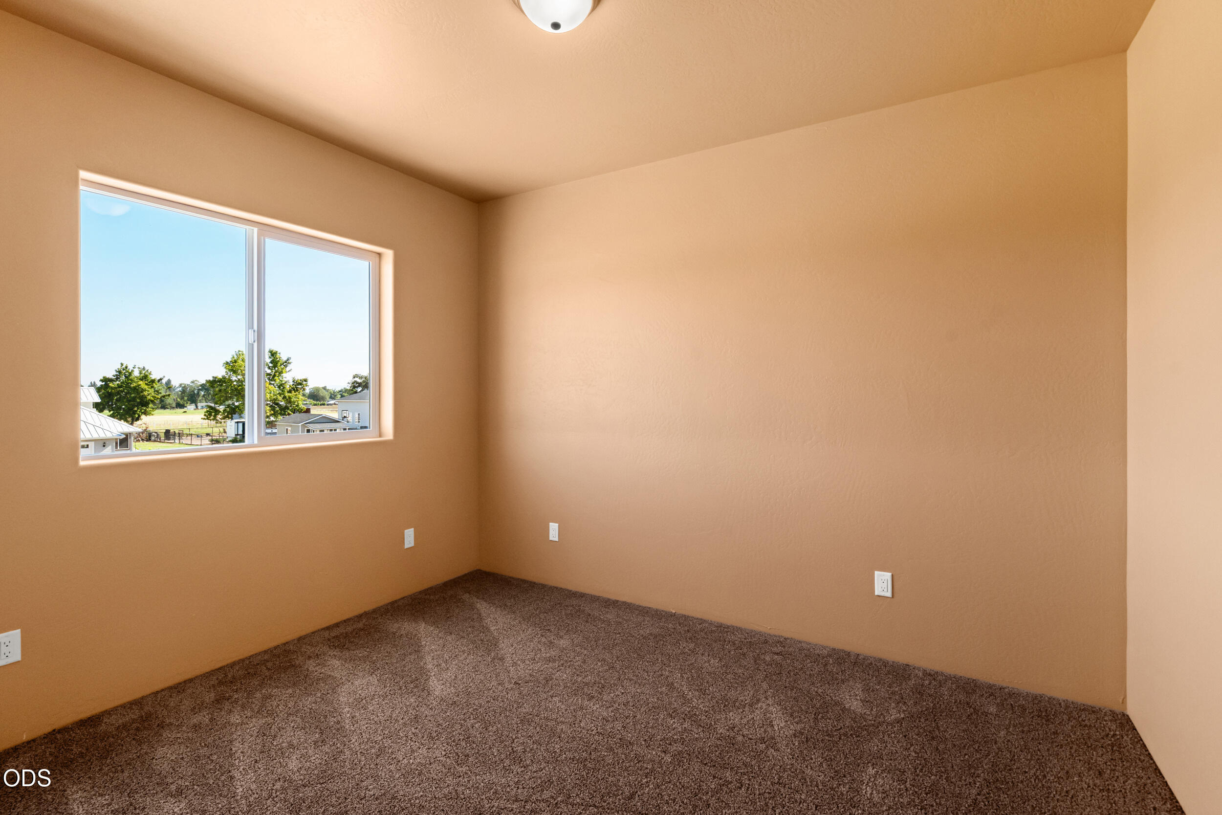 1213 Casino Road Medford, OR 97501 - Photo 58 of 77